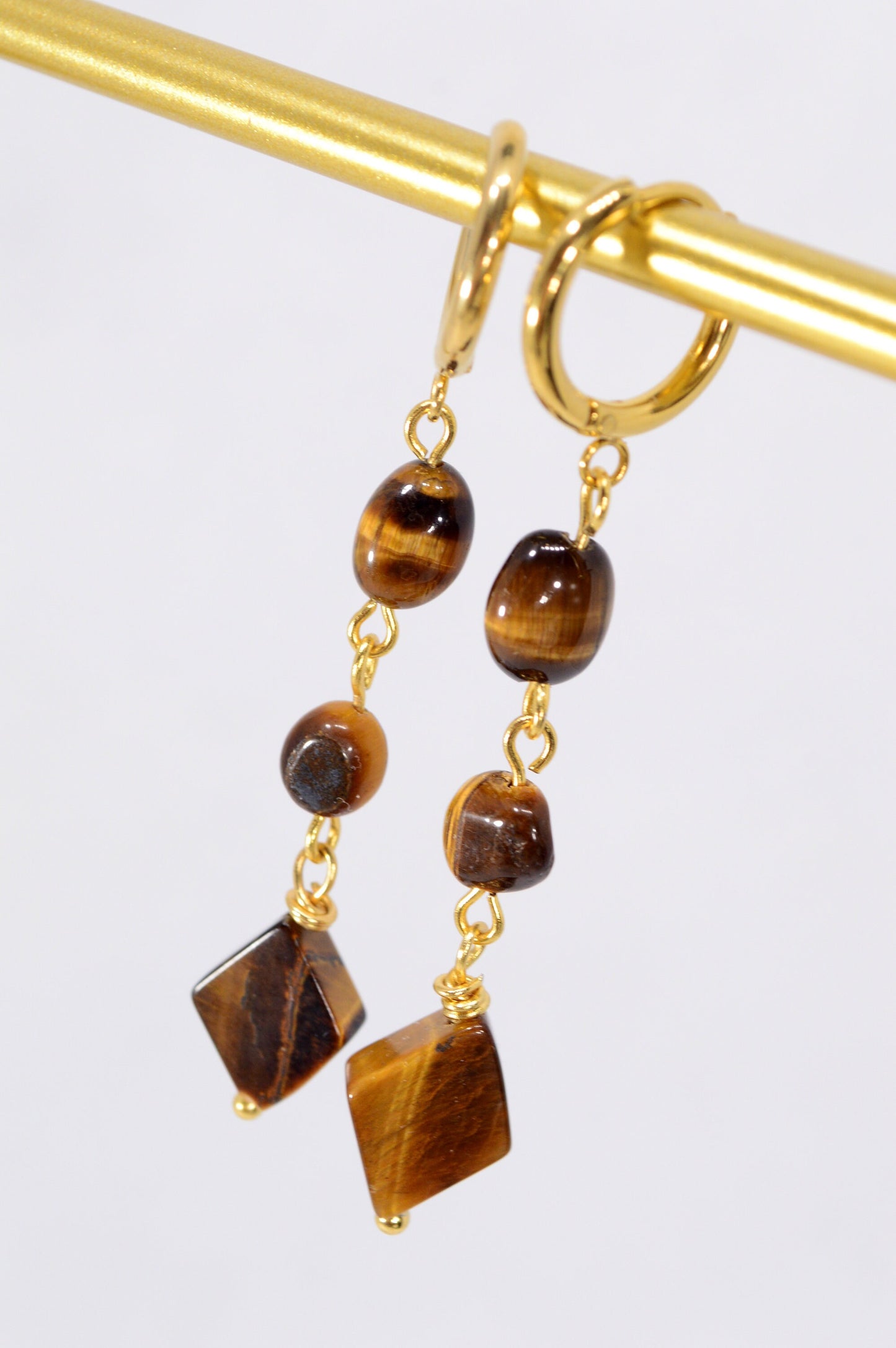 Tiger's Eye Bead Earrings with Stainless Steel Hooks, Featuring Cascading Irregular Shapes and Rhombus Design. Estibela. 6cm - 2.2"