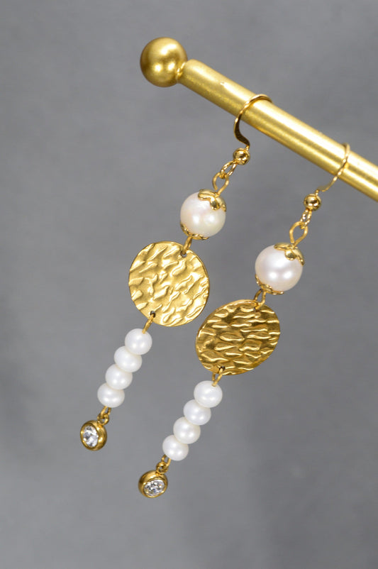 Freshwater Pearl Earrings by Estibela – Unique Stainless Steel Design for Elegant Occasions, Modern Minimalist Chic. 7.5cm - 3".