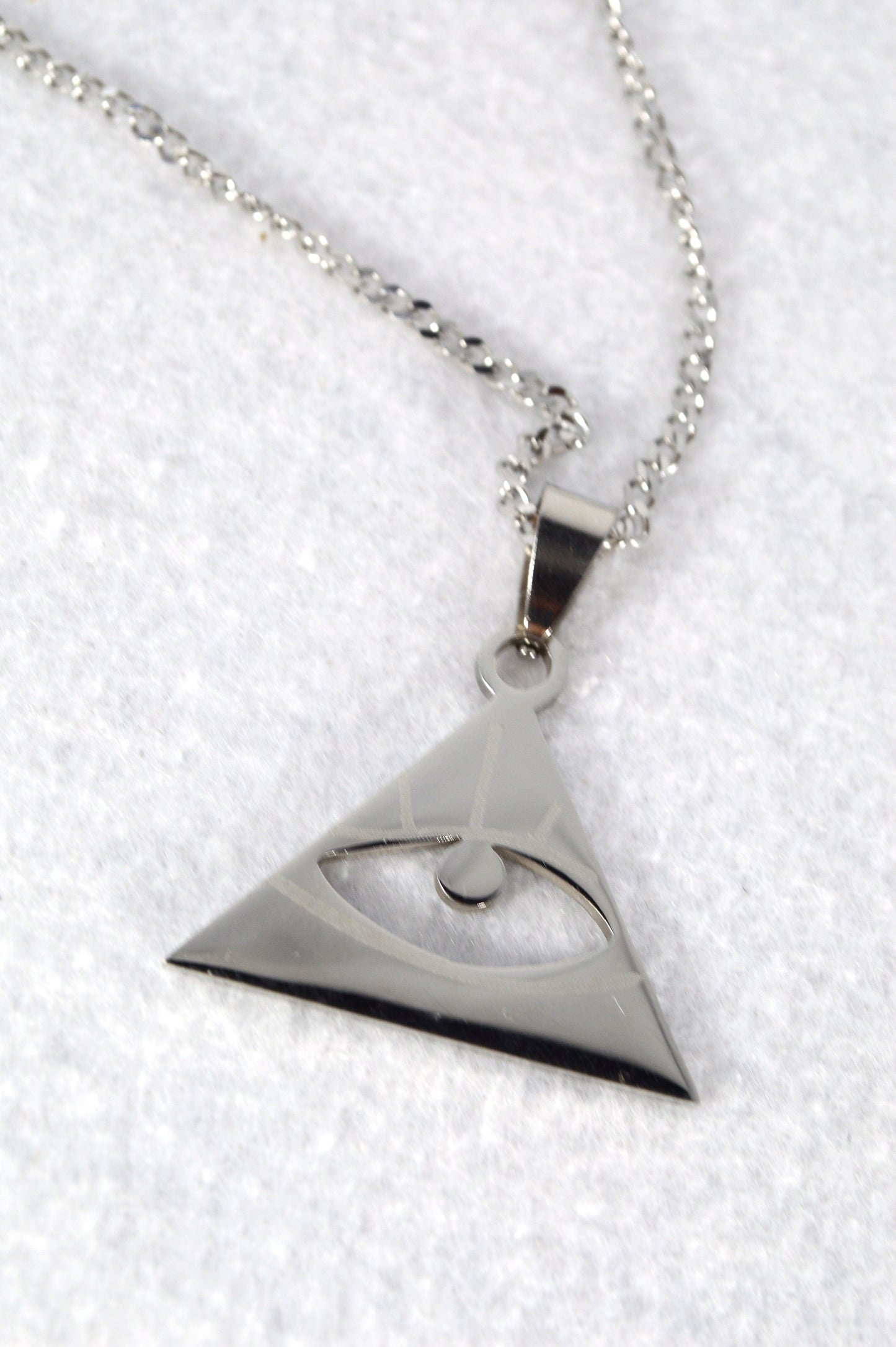 NEW *** All-Seeing Eye Pendant, Meaningful Jewelry Gift, Mystical Eye Symbol Pendant, Spiritual Awakening Jewelry. 25x29mm, 1"x1.14"