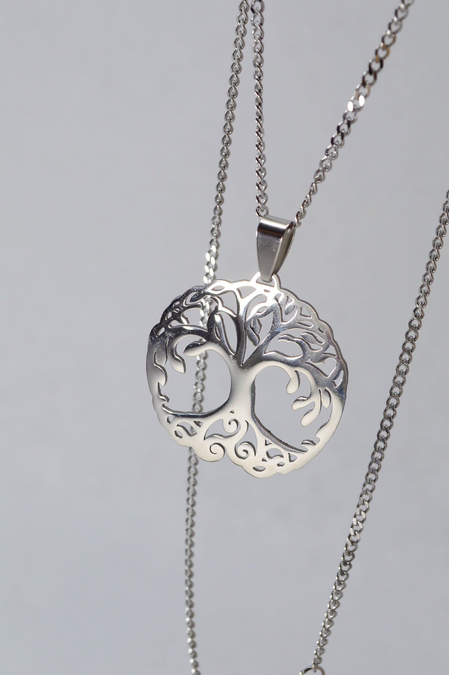 NEW *** Tree of Life Pendant Necklace in Stainless Steel, Customizable Length,  Meaningful Spiritual Jewelry Gift. 33mm - 1.3"