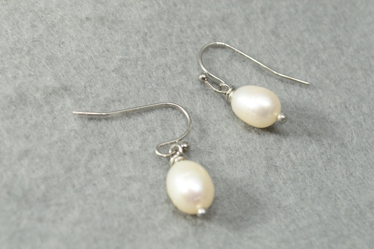 Classy Stainless Steel earrings with Freshwater Teardrop Bead, Chic and dainty earrings for a classy touch, 3cm 1.1"