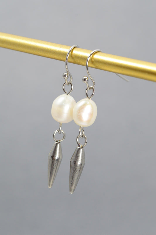 NEW *** Edgy Stainless Steel Dangle Earrings with Freshwater Pearls and Spike Charm, Minimalist Jewelry by Estibela, Bold Style, 4cm - 1.5"