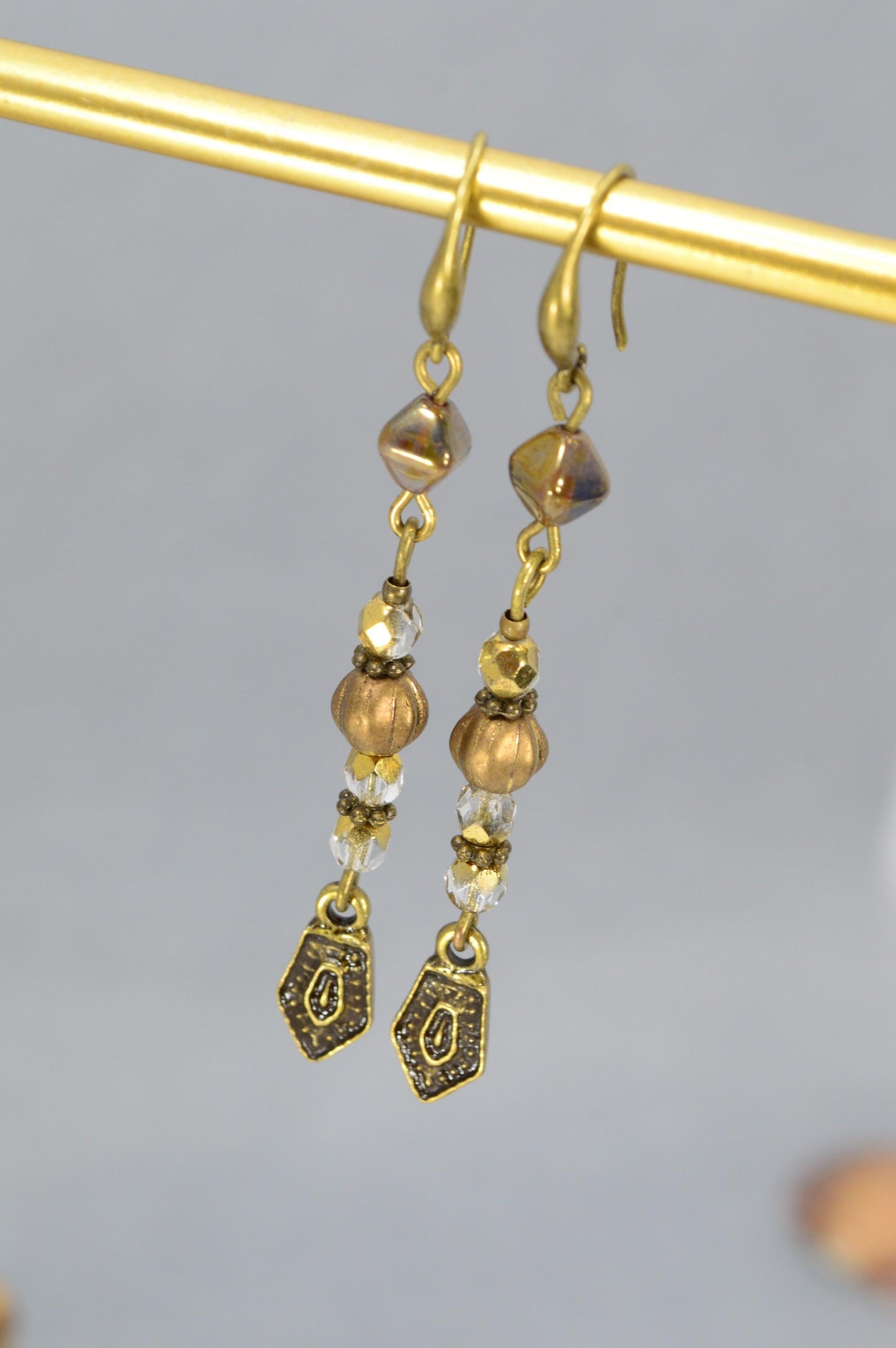 NEW *** Bohemian-Inspired Vintage Earrings with Iridescent Beads - Unique Artisan Jewelry for Stylish Looks.  Estibela design. 7cm - 2.8"