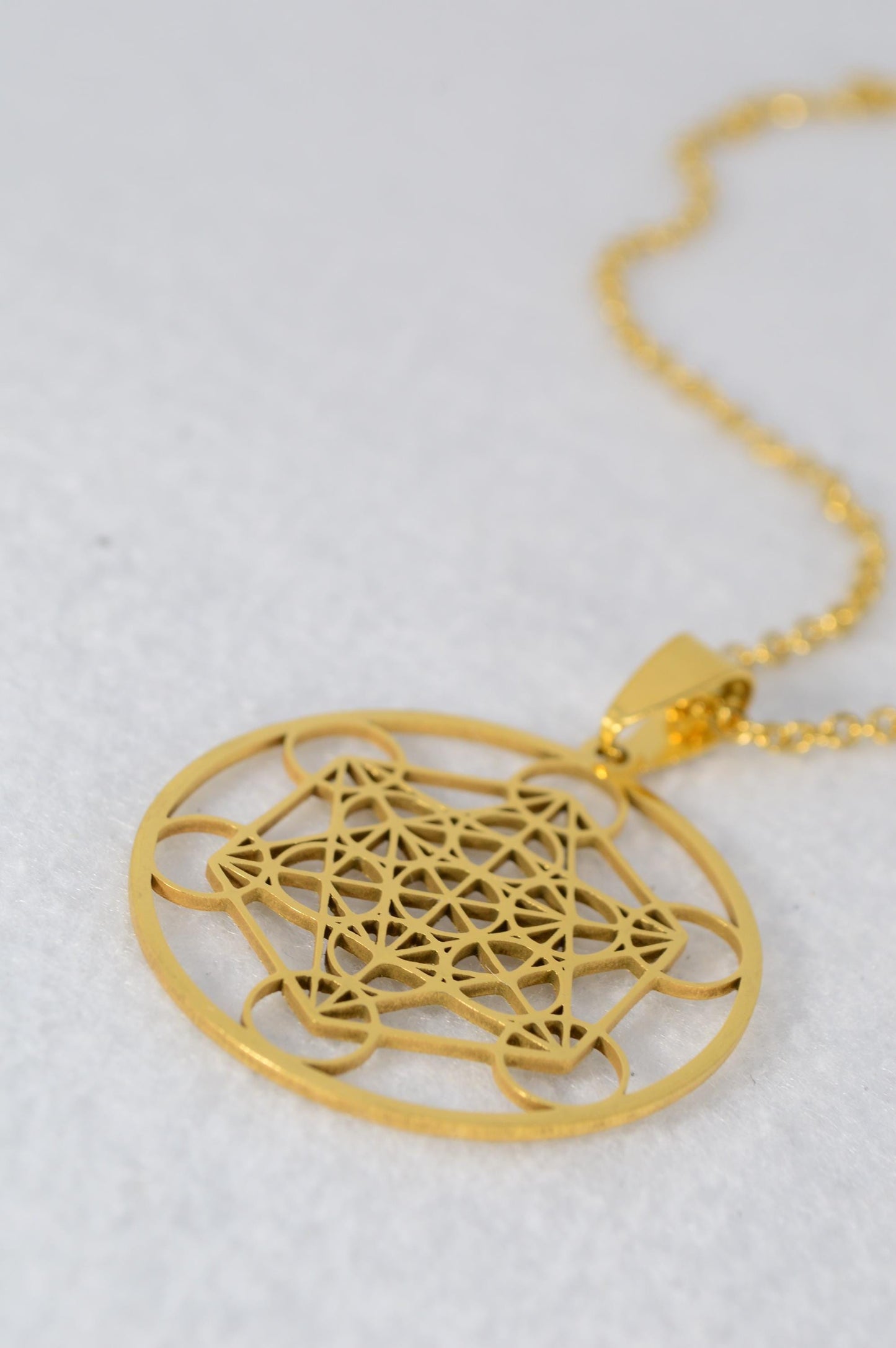 NEW *** Gold Stainless Steel Sacred Geometry Pendant Necklace, Metatron’s Cube Design, Estibela, Gift for Yoga and Meditation Lovers. 3.2cm