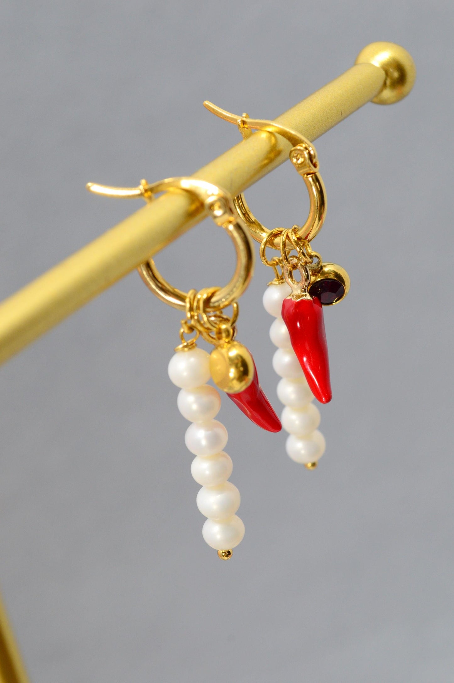 NEW * Playful Gold Stainless Steel Hoop Earrings with Freshwater Pearls, Red Glass Chili Pepper Charm, and Red Crystal, Estibela 4cm - 1.5"