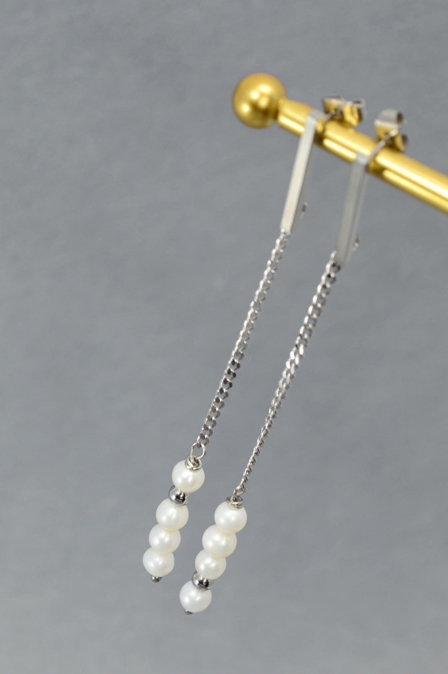 NEW *** Modern Boho Pearl Chain Earrings with Stainless Steel & Star Charms, Elegant Statement Jewelry by Estibela, Gift for Her. 9cm - 3.5"