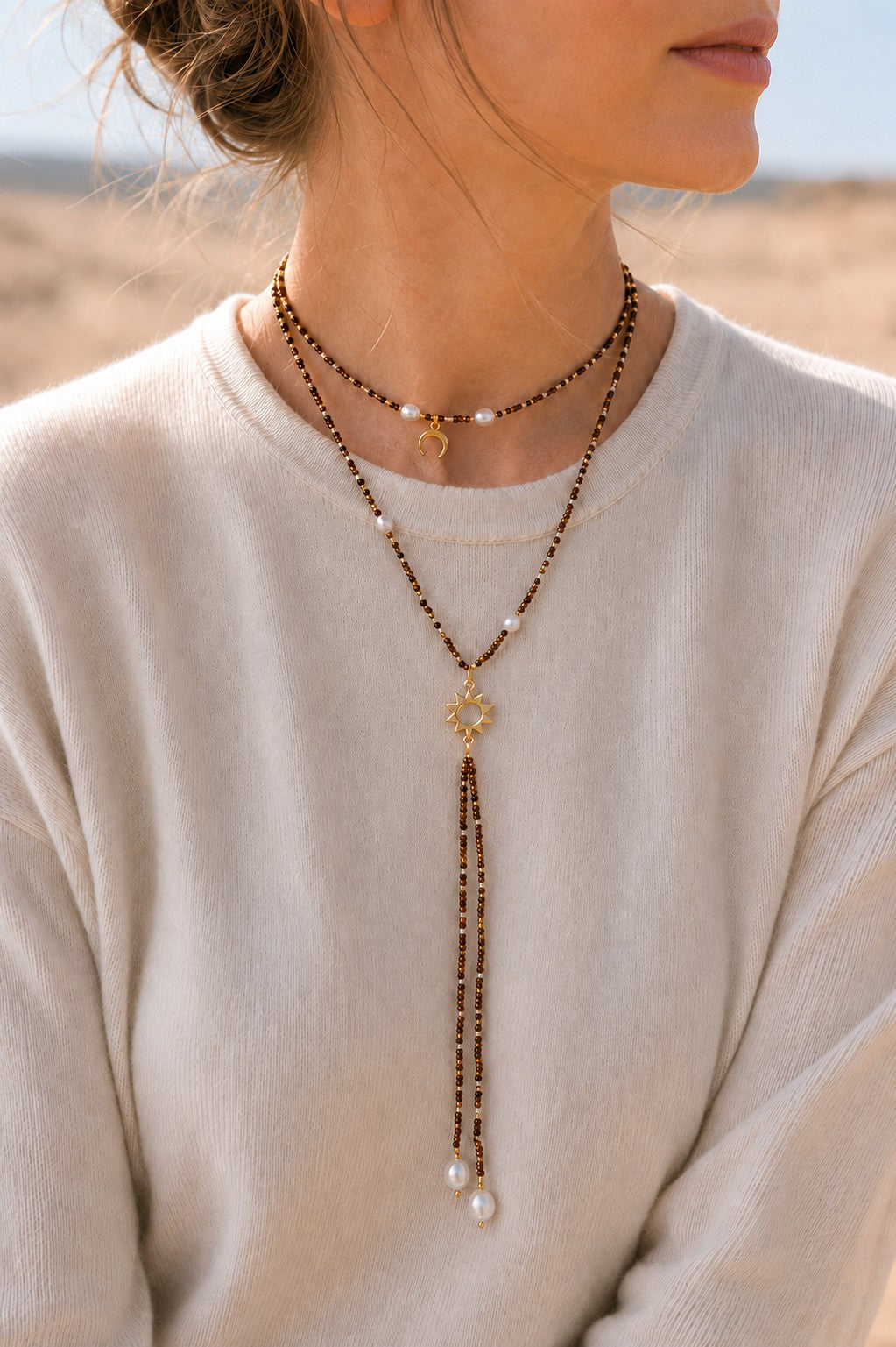 Golden Earth Collier Y marron à plusieurs rangs avec soleil et lune