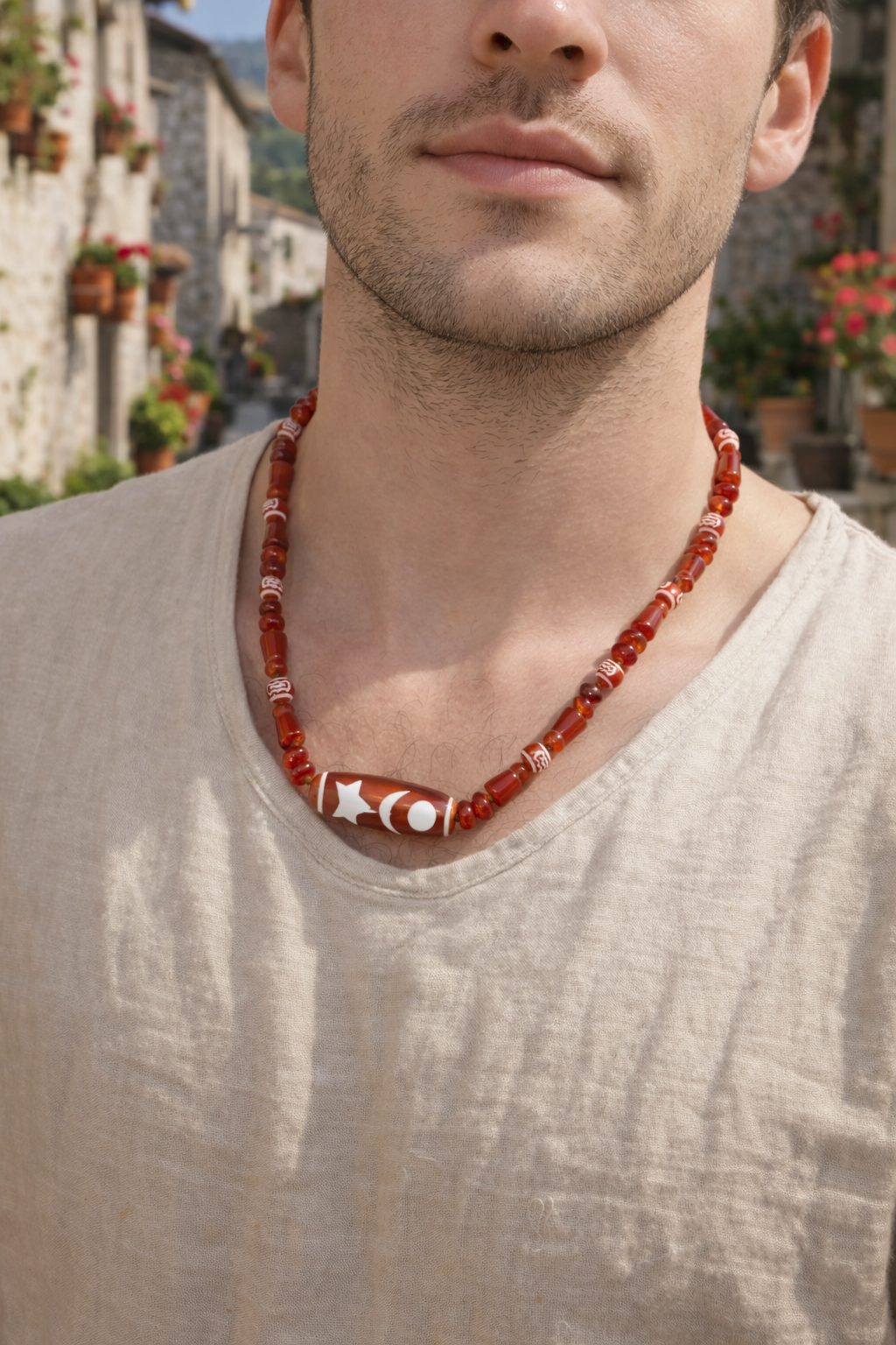 Collier Tibétain Rouge Dzi • Amulette Étoile et Lune • Bijou Spirituel Bohème
